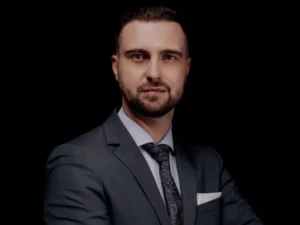 dr Artur Łabuz